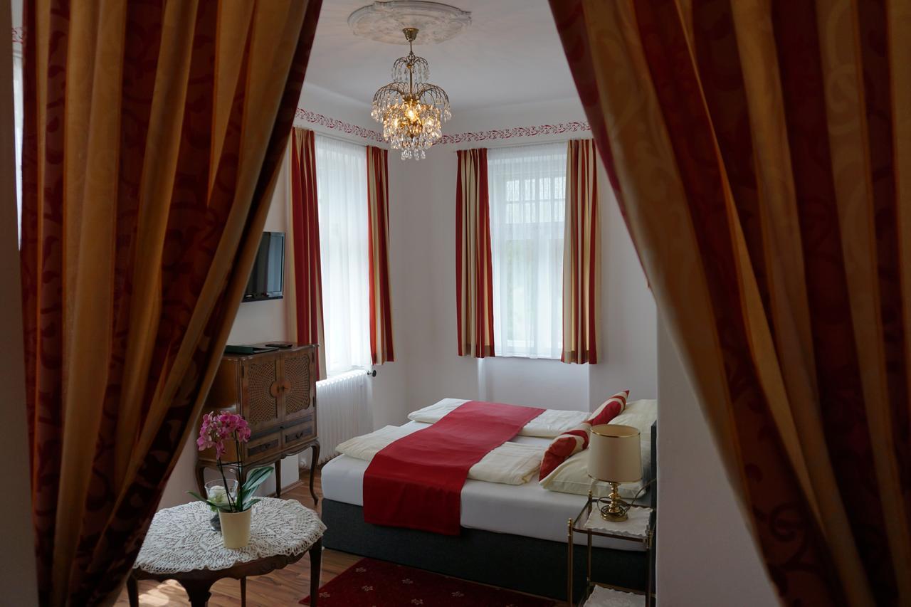 Hotel Mariandl Spitz an der Donau Buitenkant foto